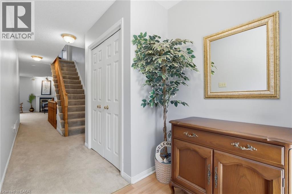 26 Moss Boulevard Unit# 49, Dundas, Ontario  L9H 6W8 - Photo 4 - 40838096