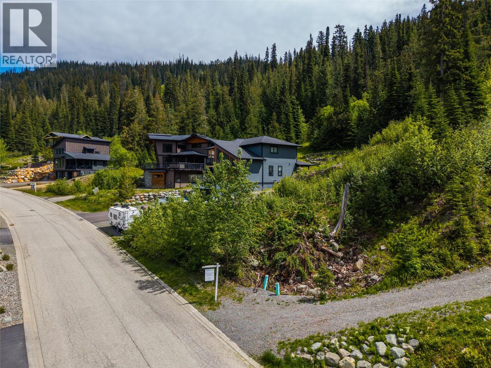 2549 Mountain View Drive, Sun Peaks, British Columbia  V0E 5N0 - Photo 3 - 10376004