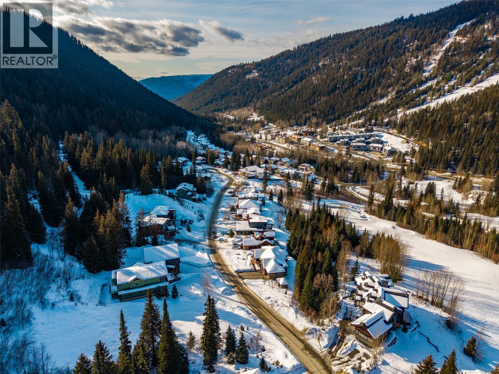 2549 Mountain View Drive, Sun Peaks, British Columbia  V0E 5N0 - Photo 36 - 10376004