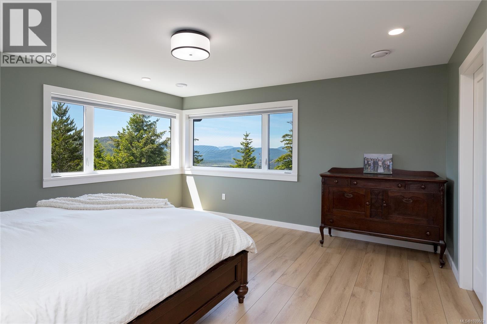 4650 Goldstream Heights Dr, Shawnigan Lake, British Columbia V0R 2W3 - Photo 26 - 1039662