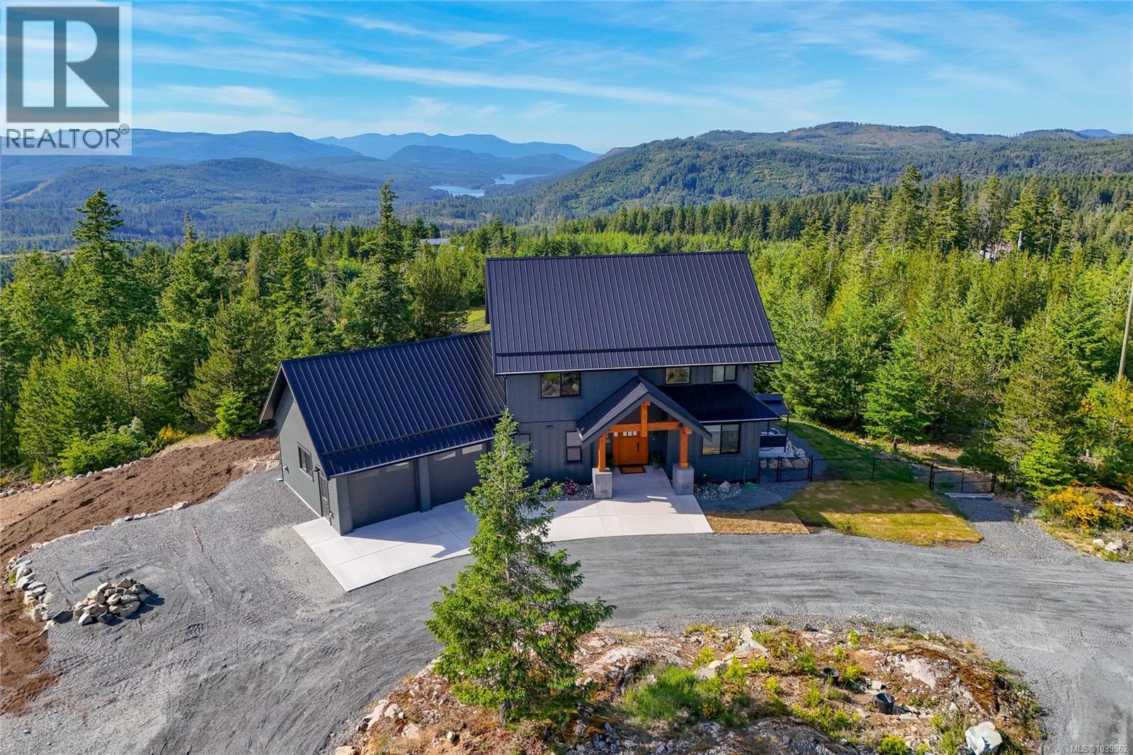 4650 Goldstream Heights Dr, Shawnigan Lake, British Columbia V0R 2W3 - Photo 4 - 1039662