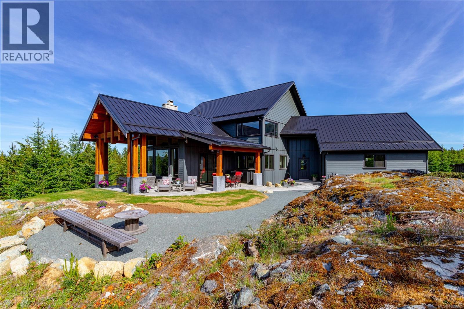 4650 Goldstream Heights Dr, Shawnigan Lake, British Columbia V0R 2W3 - Photo 49 - 1039662