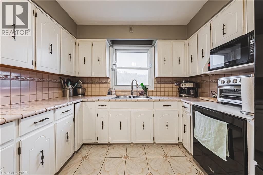 70 Webster Road, Hamilton, Ontario  L8G 5E9 - Photo 17 - 40838258