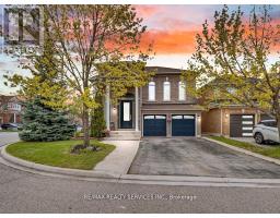 13 MISTYCREEK CRESCENT, Brampton, Ontario