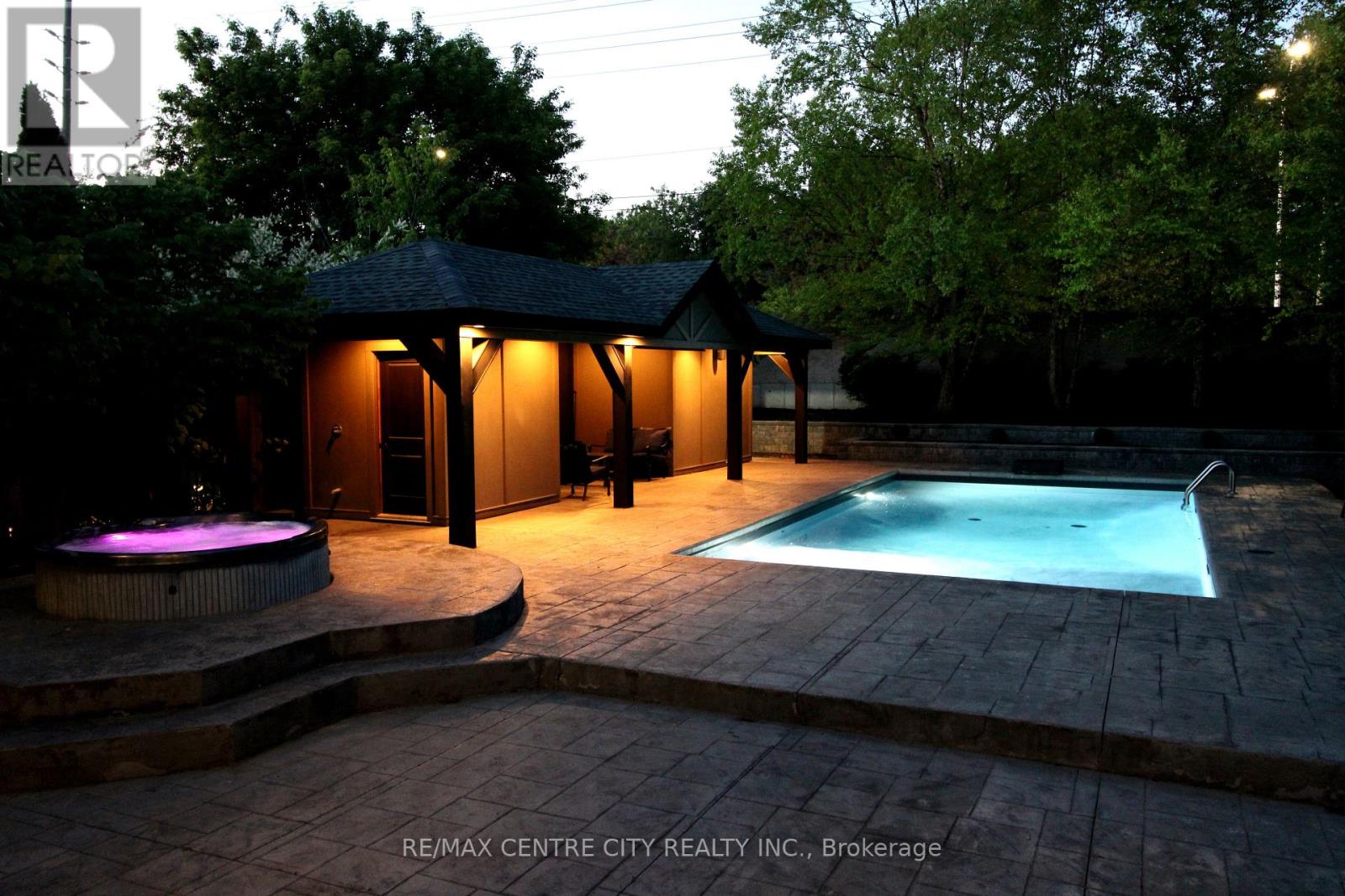 1027 Manchester Road, London North, Ontario  N6H 5J1 - Photo 41 - X13243594