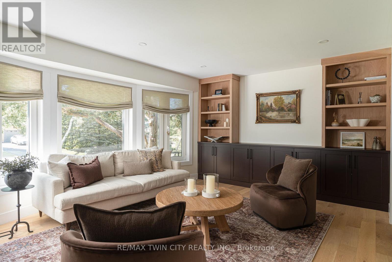 323 Calvington Place, Waterloo, Ontario  N2T 1P9 - Photo 7 - X13421590
