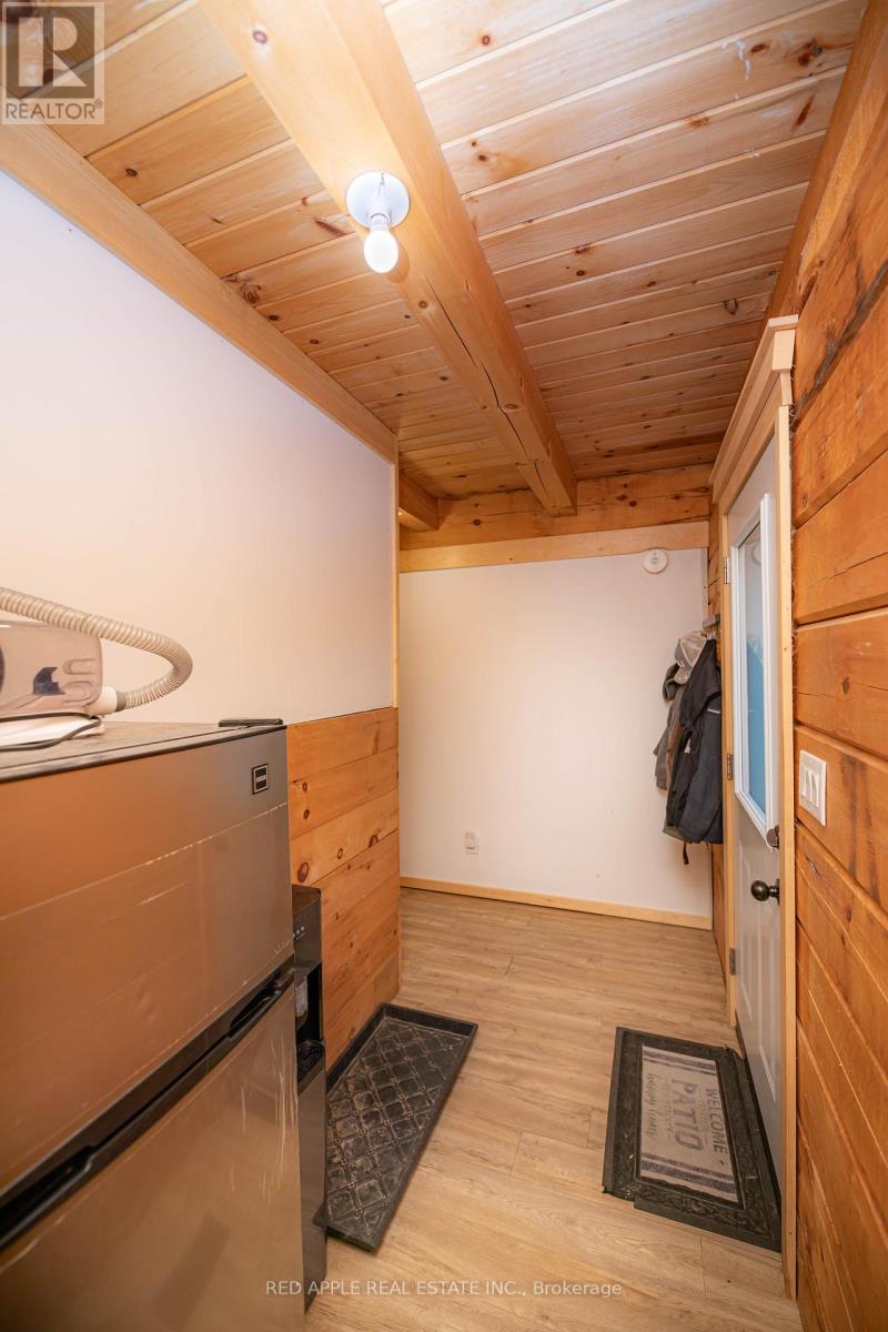 1392 Carroll Road, Dysart Et Al, Ontario  K0M 1S0 - Photo 15 - X13421612