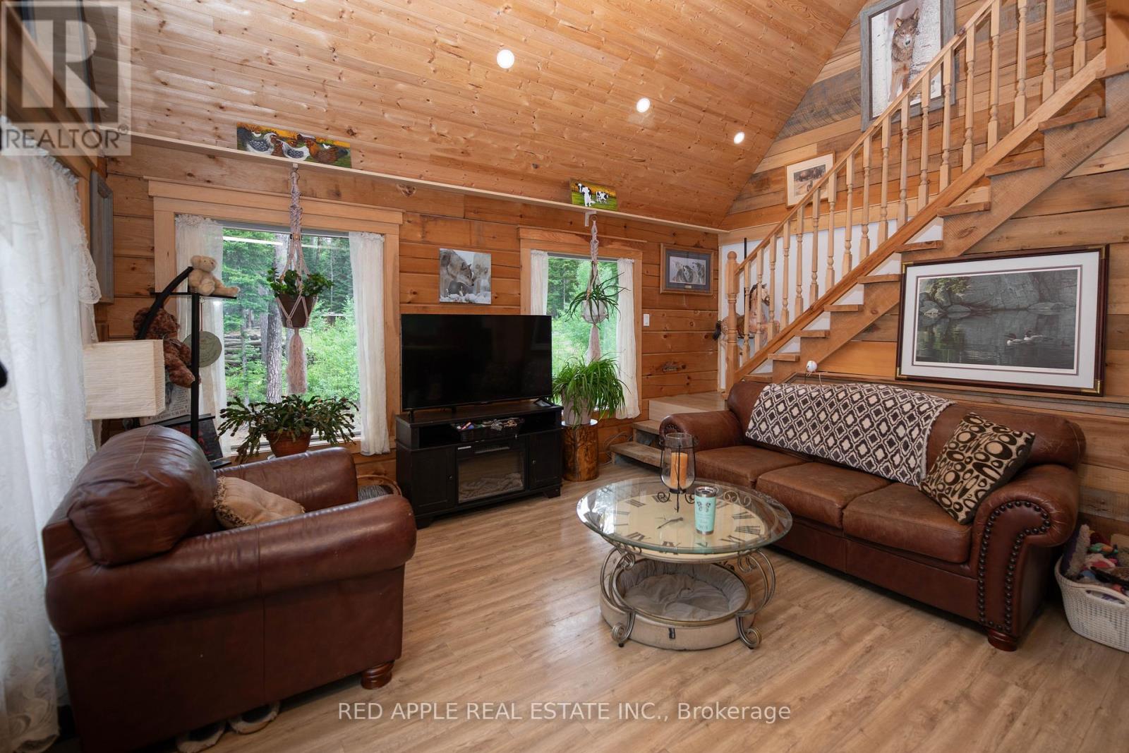 1392 Carroll Road, Dysart Et Al, Ontario  K0M 1S0 - Photo 3 - X13421612
