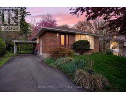 34 HELEN STREET, Hamilton, Ontario