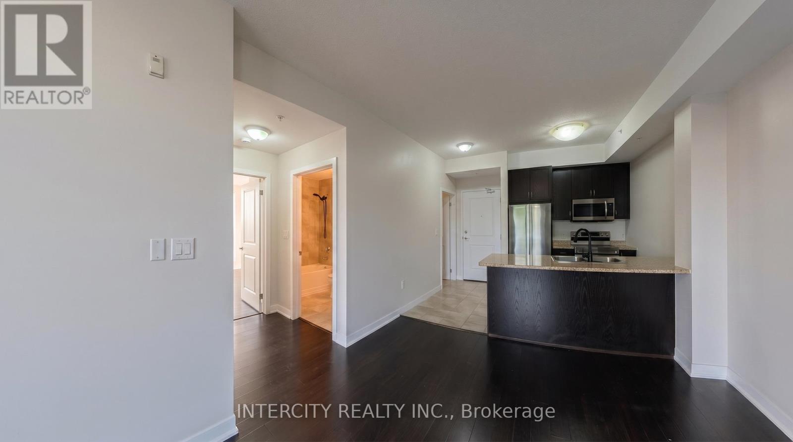 317 - 5020 Corporate Drive, Burlington, Ontario L7L 0H7 - Photo 4 - W13416666