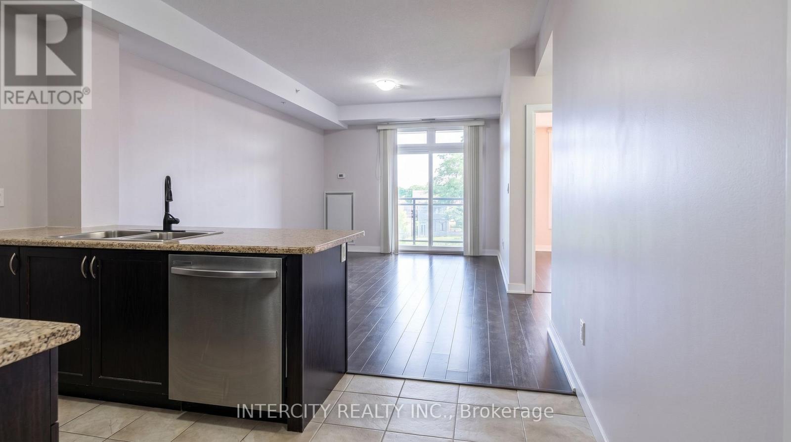 317 - 5020 Corporate Drive, Burlington, Ontario L7L 0H7 - Photo 6 - W13416666