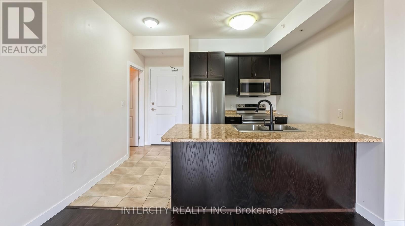 317 - 5020 Corporate Drive, Burlington, Ontario L7L 0H7 - Photo 5 - W13416666