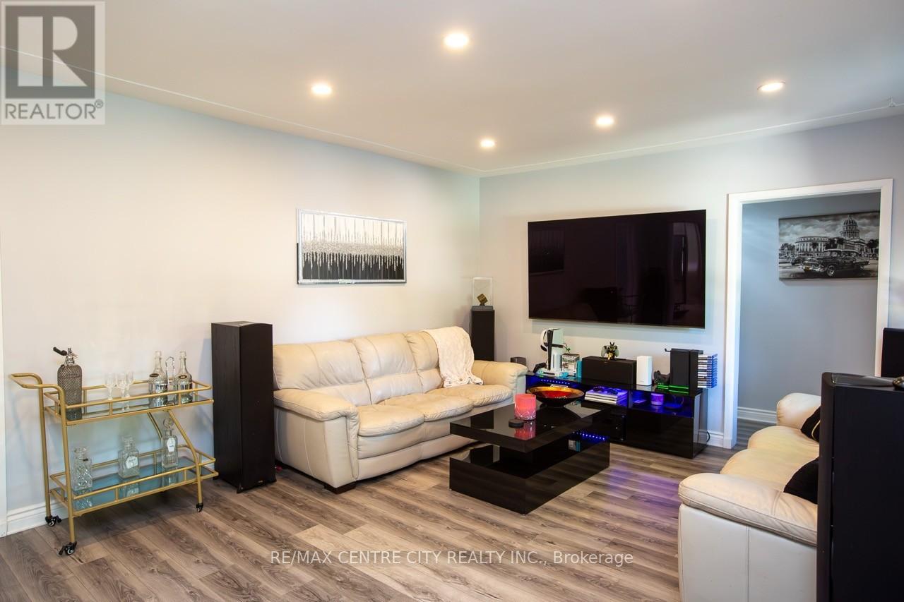 6 Prince Albert Street, Middlesex Centre, Ontario  N0L 1E0 - Photo 4 - X13421992