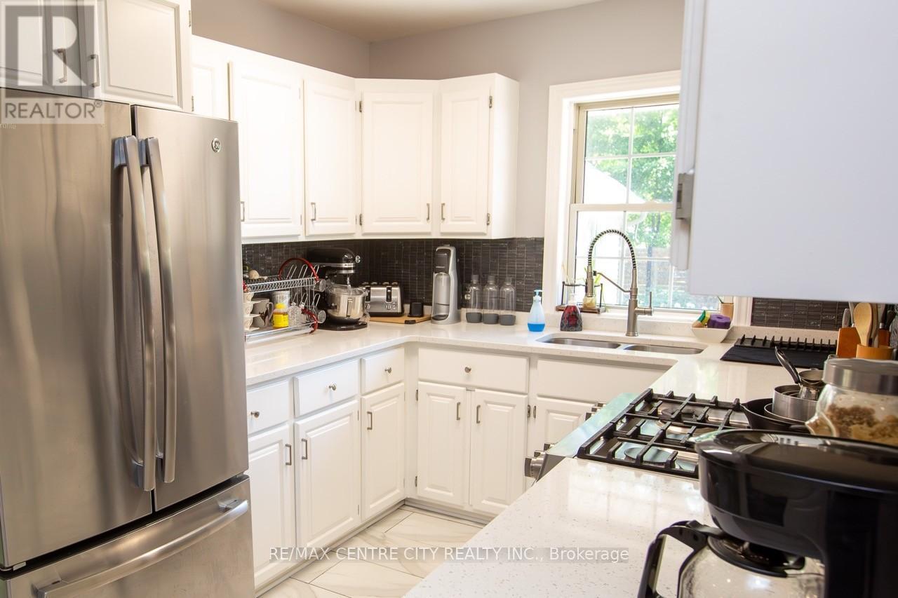 6 Prince Albert Street, Middlesex Centre, Ontario  N0L 1E0 - Photo 8 - X13421992