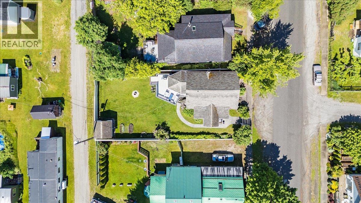 233 D Avenue, Kaslo, British Columbia  V0G 1M0 - Photo 33 - 10390154