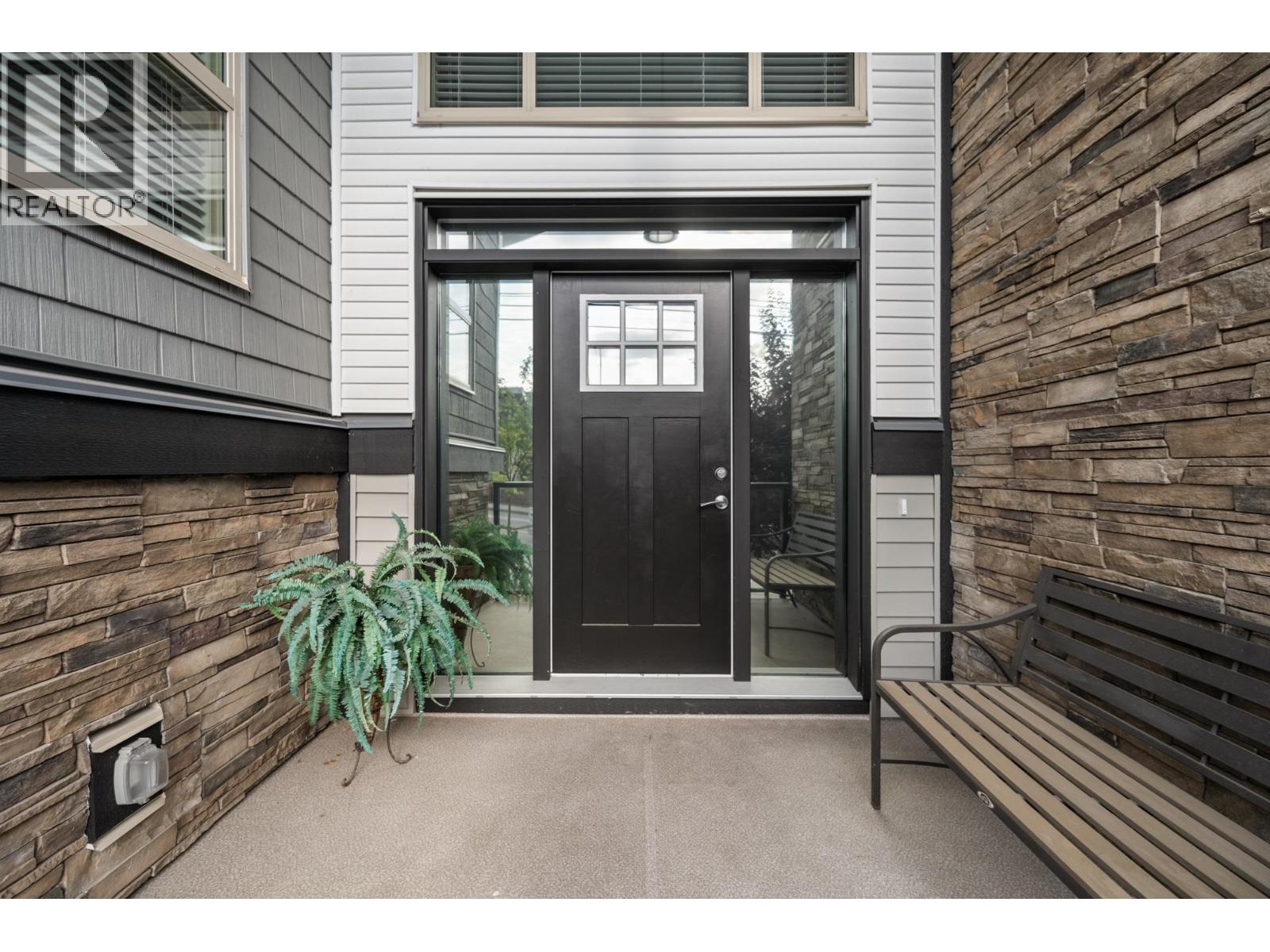 13668 232 Street, Maple Ridge, British Columbia  V4R 0H1 - Photo 3 - R3070621