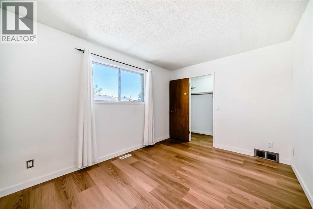 314 Castleridge Drive Ne, Calgary, Alberta  T3J 3C4 - Photo 8 - A2307686