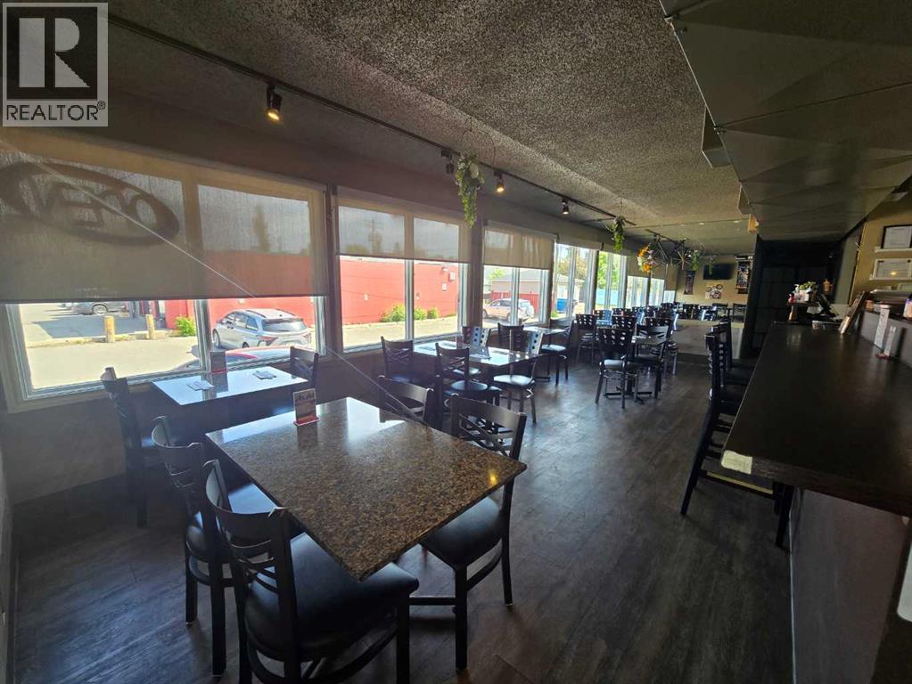 300 14 Street NW, Calgary, Alberta  T2N 1Z7 - Photo 1 - A2317888