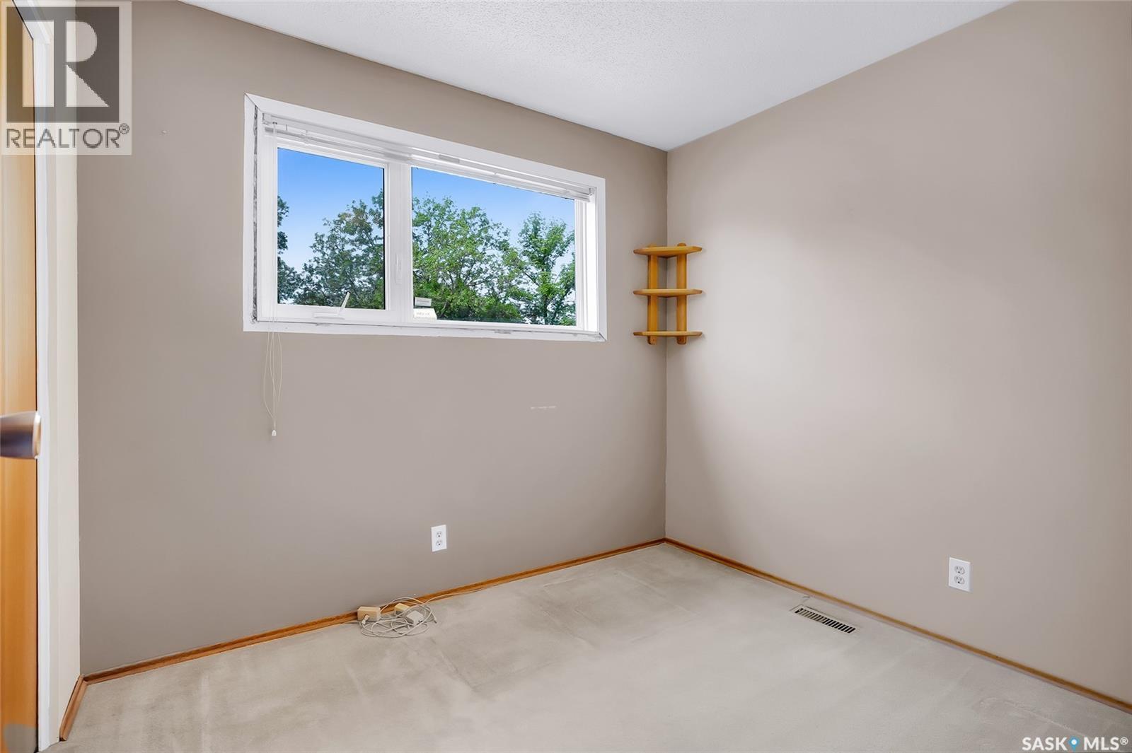 73 Laurentian Drive, Saskatoon, Saskatchewan  S7H 4M1 - Photo 16 - SK038546
