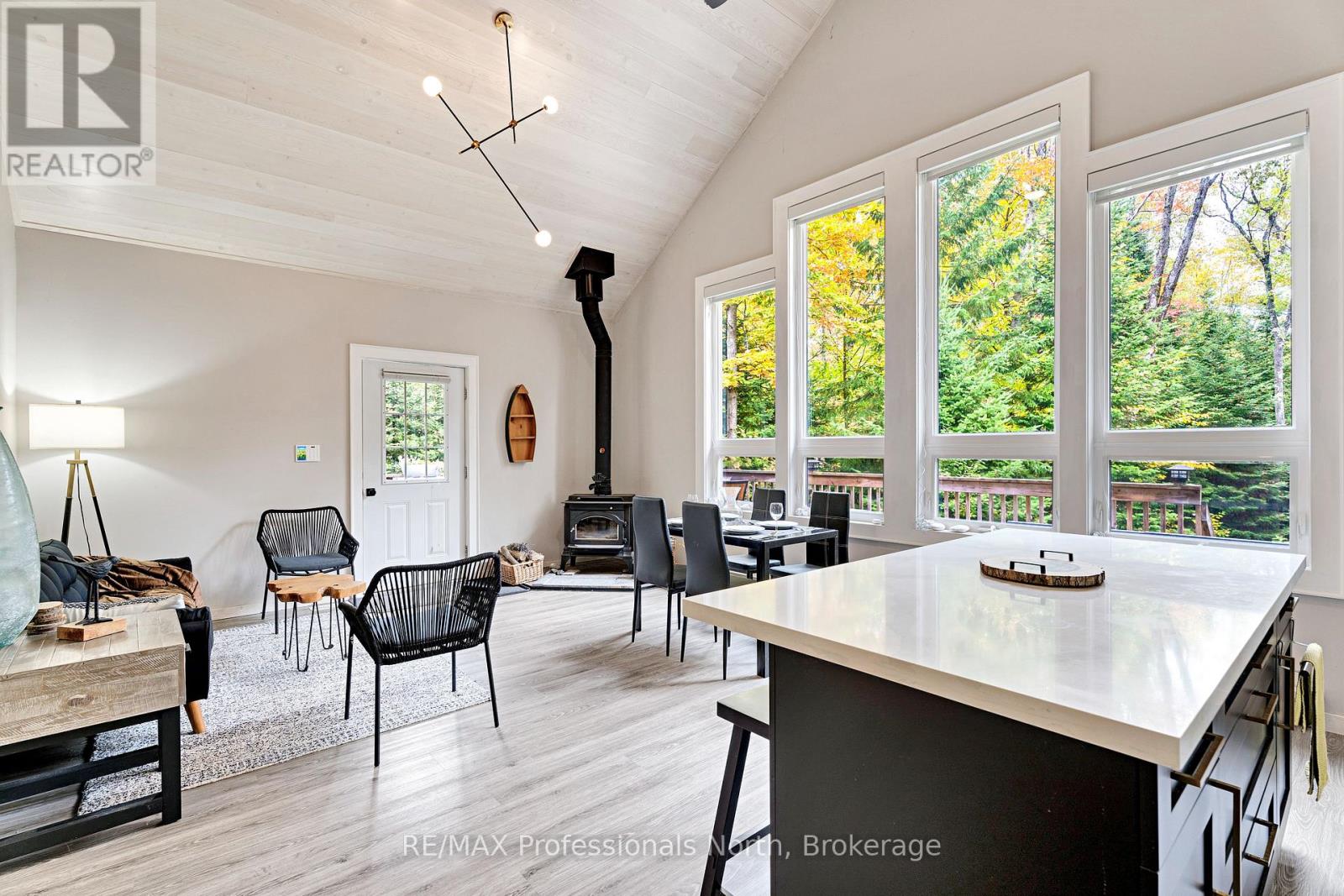 269 Balsam Chutes Road, Huntsville, Ontario  P0B 1L0 - Photo 4 - X13422008