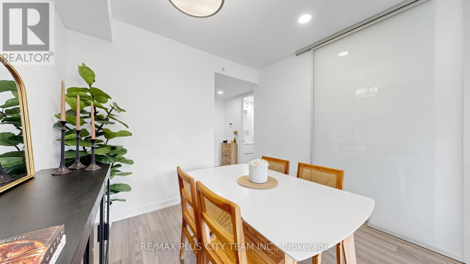 503 - 377 Madison Avenue, Toronto, Ontario  M4V 3E1 - Photo 10 - C13421994