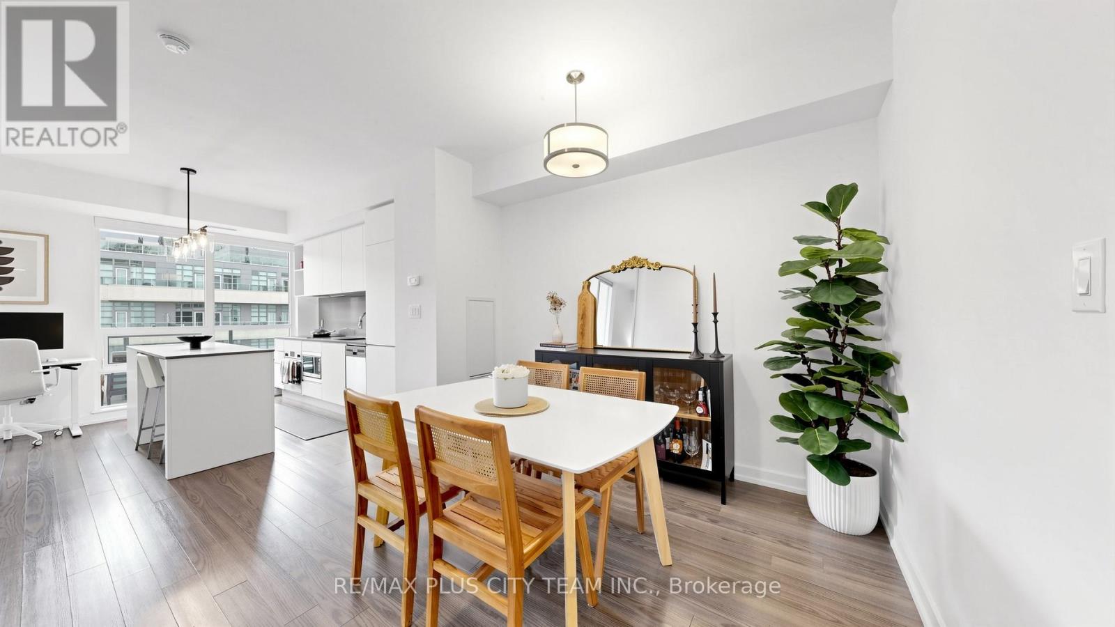 503 - 377 Madison Avenue, Toronto, Ontario  M4V 3E1 - Photo 9 - C13421994