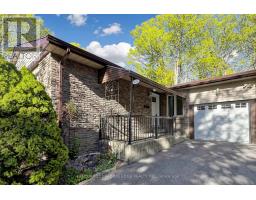 323 WARATAH AVENUE, Newmarket, Ontario