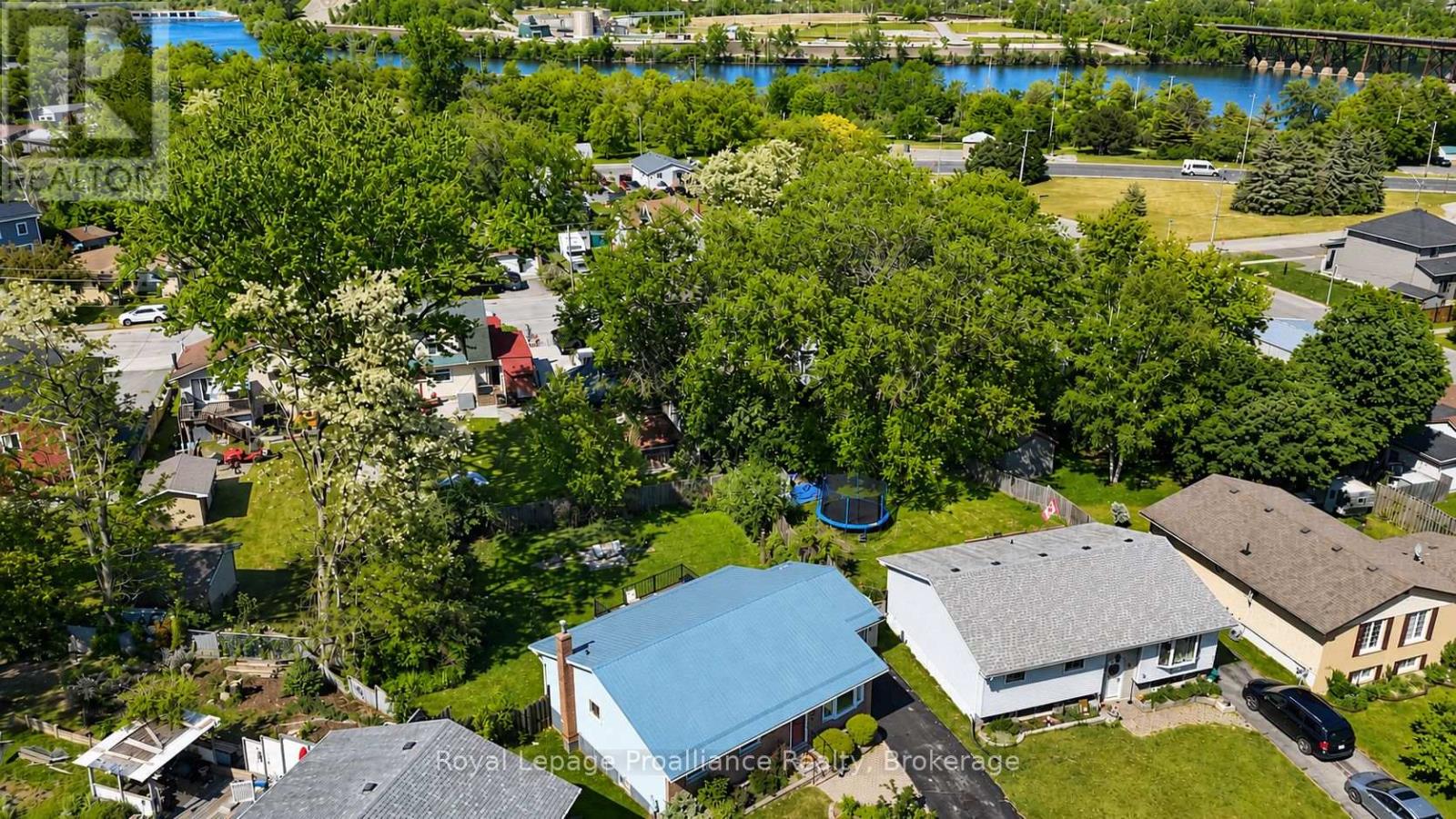 14 Allore Avenue, Quinte West, Ontario  K8V 4W3 - Photo 2 - X13422024
