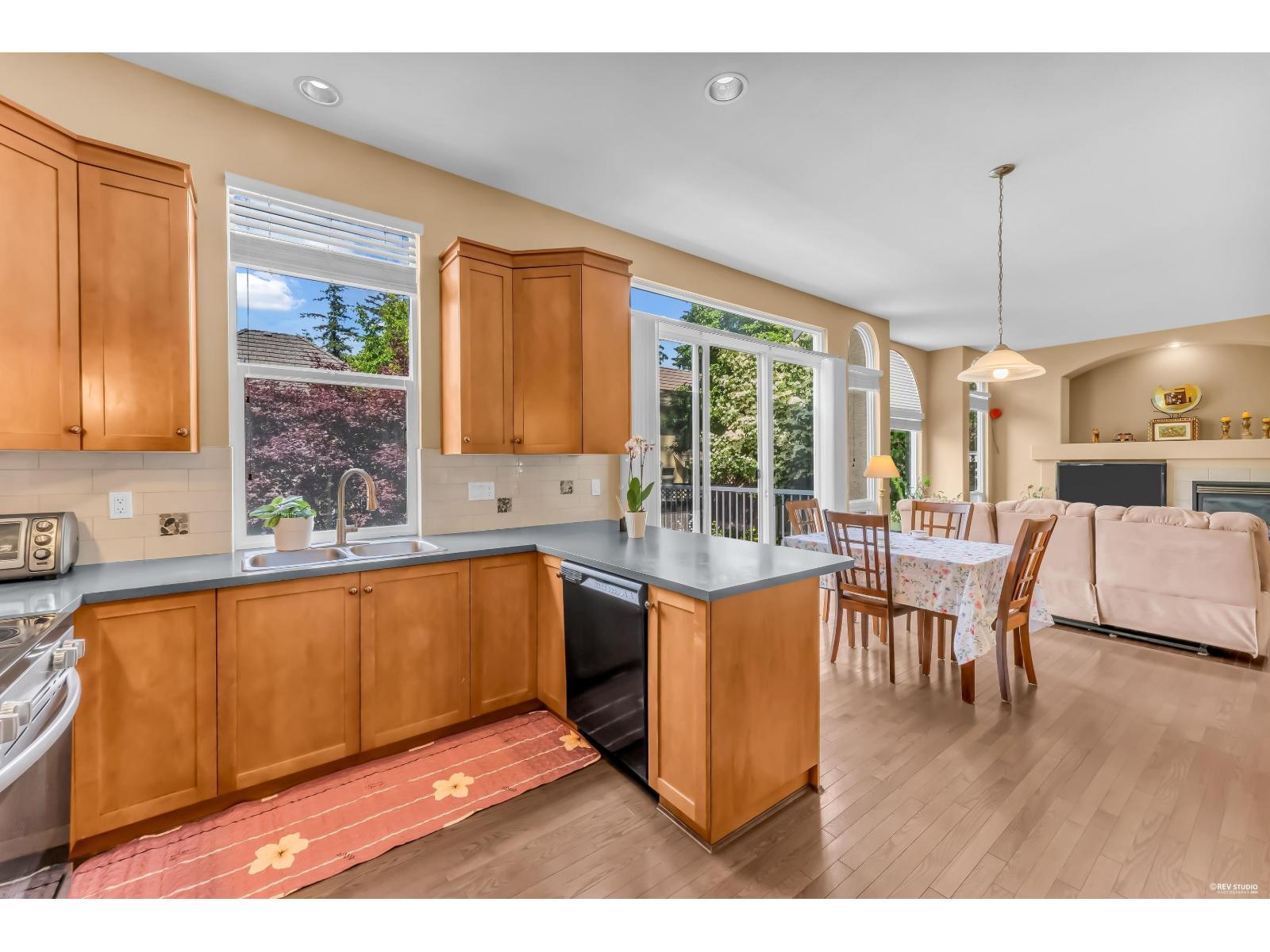 Listing image 13