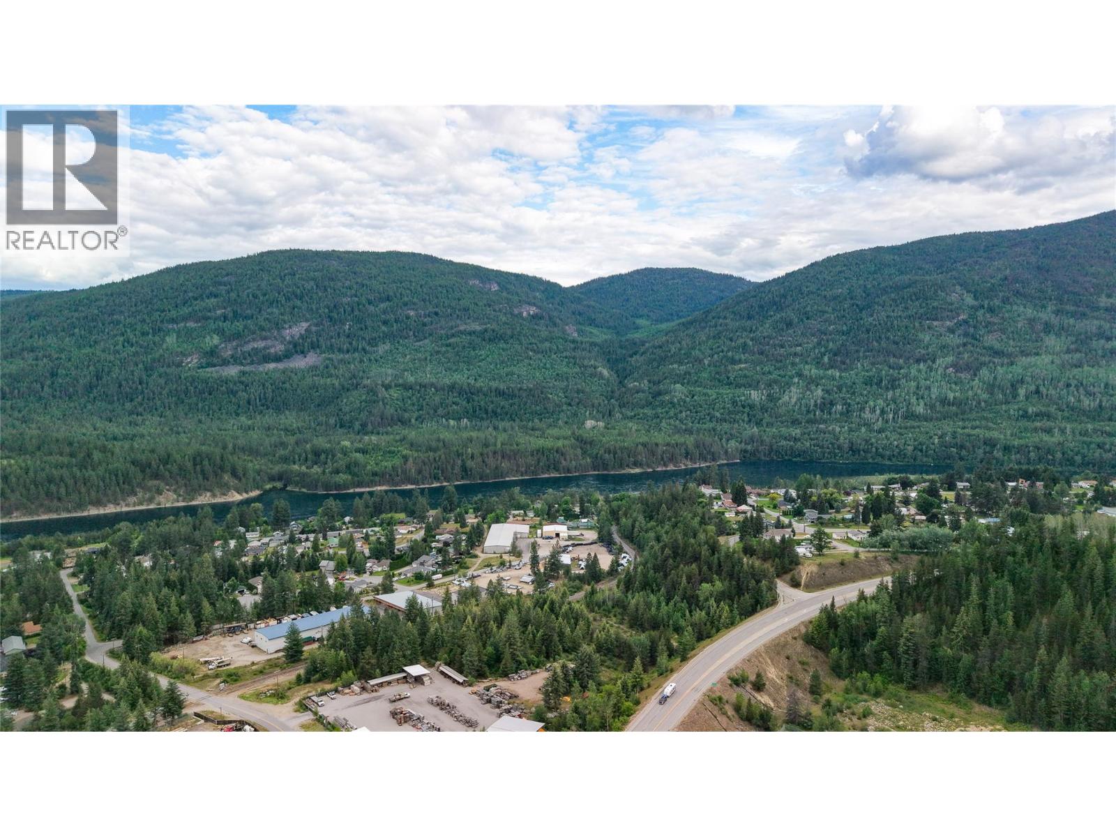 1795 Homegoods Road, Genelle, British Columbia  V0G 1G0 - Photo 26 - 10389123