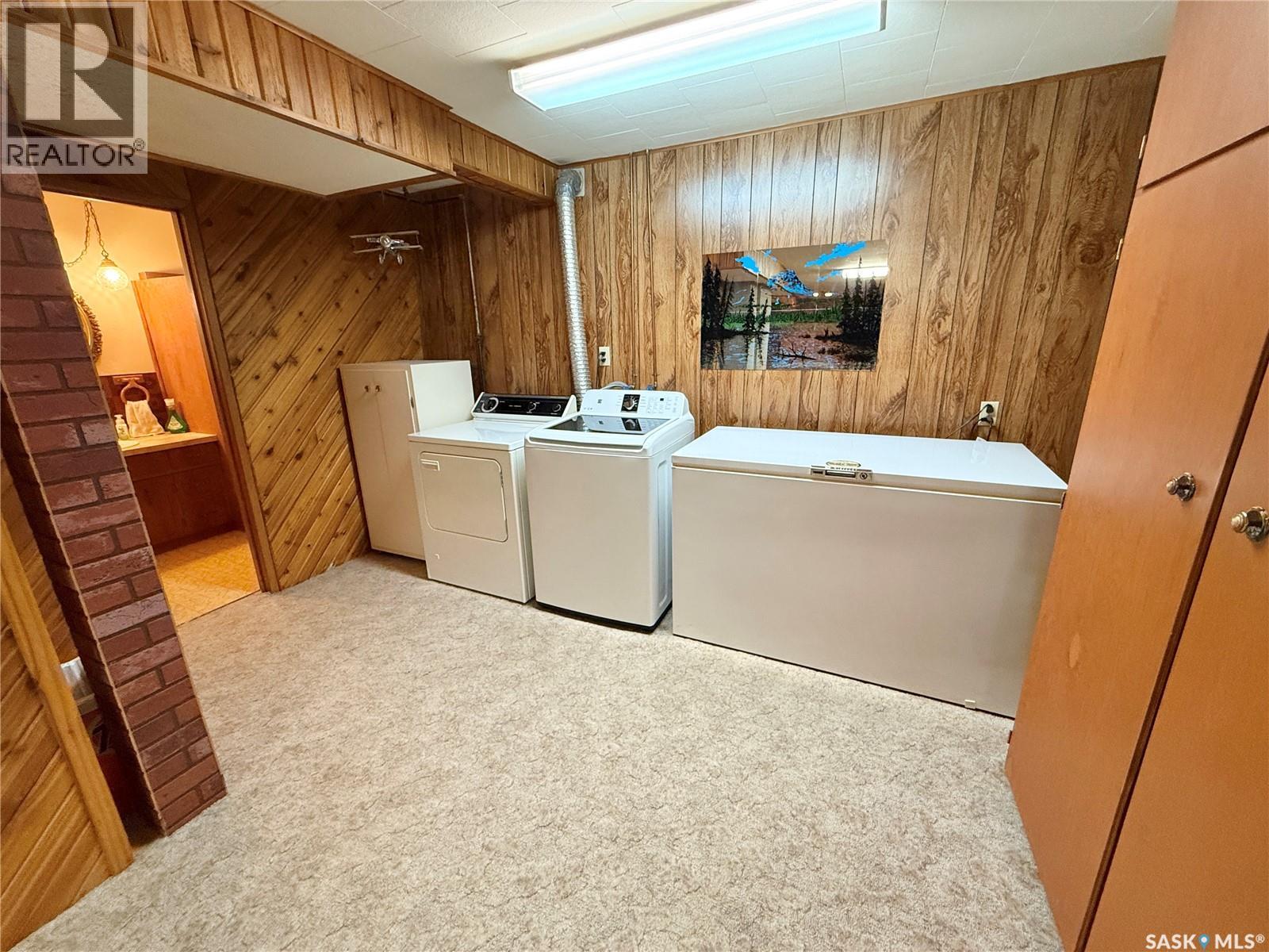 521 Elizabeth Street, Weyburn, Saskatchewan  S4H 1S5 - Photo 24 - SK038827
