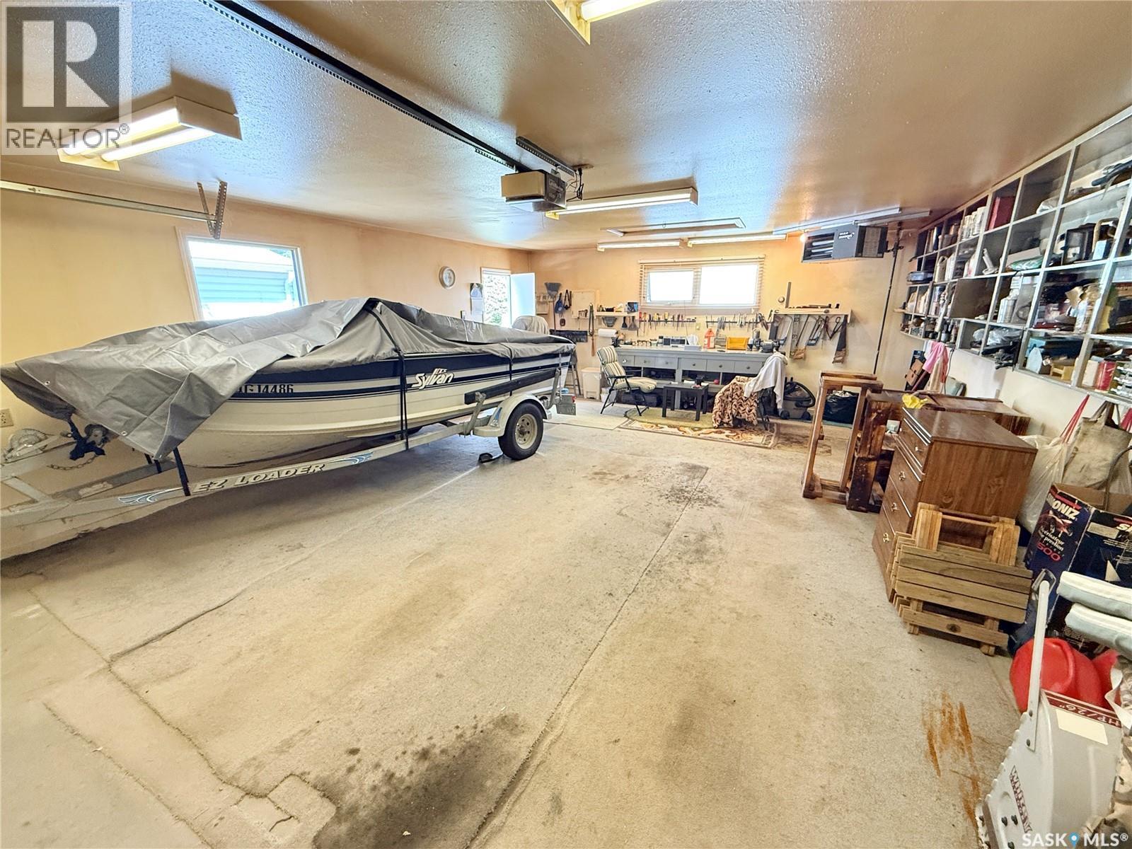 521 Elizabeth Street, Weyburn, Saskatchewan  S4H 1S5 - Photo 29 - SK038827