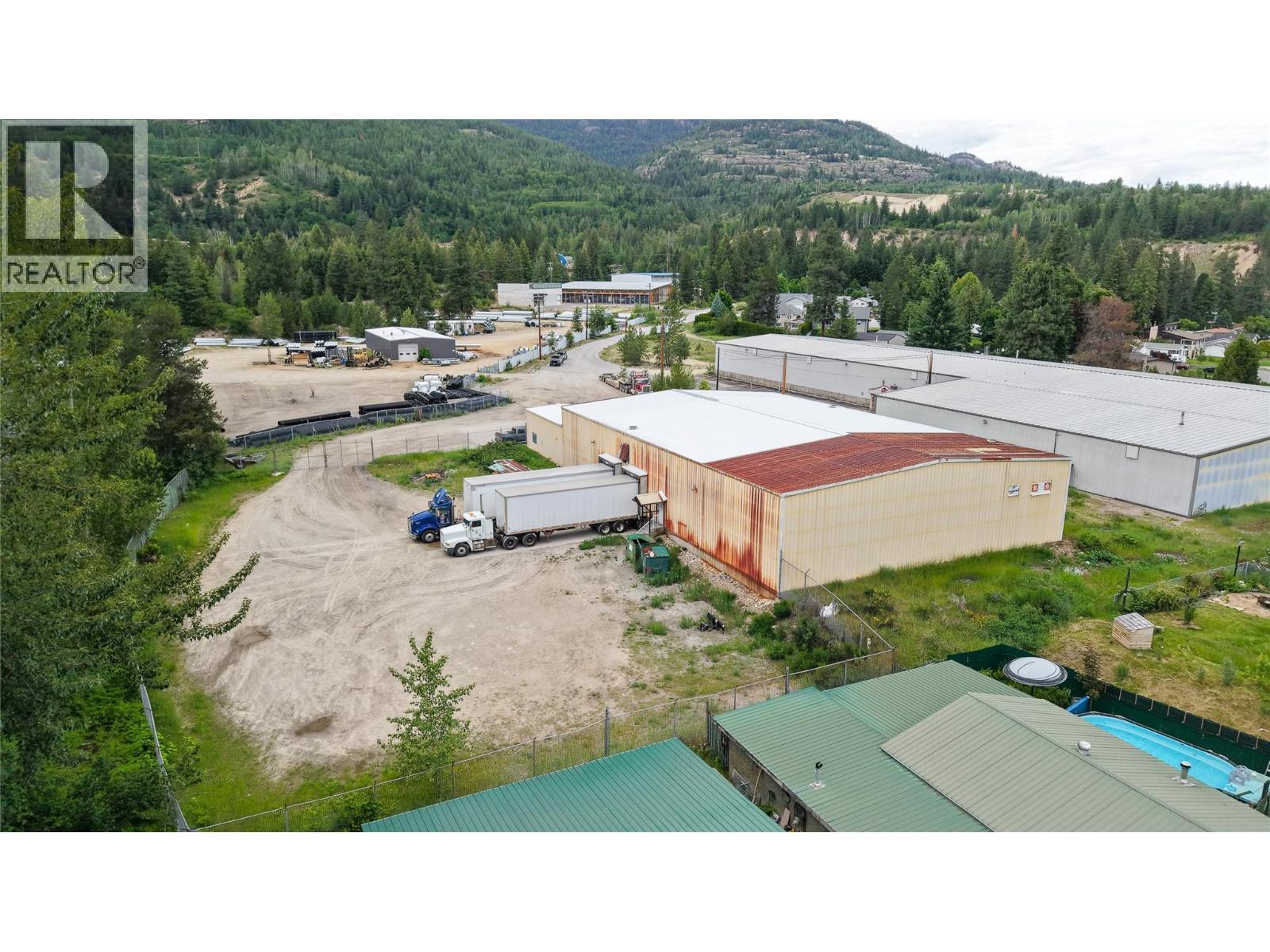 1795 Homegoods Road, Genelle, British Columbia  V0G 1G0 - Photo 6 - 10389123