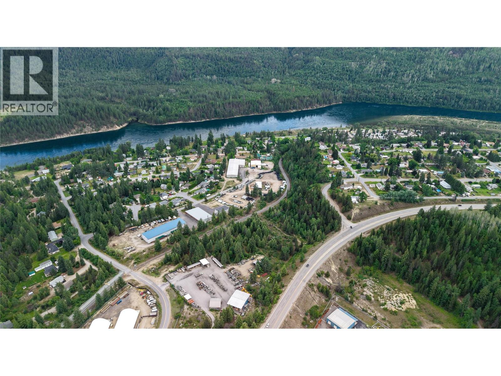 1795 Homegoods Road, Genelle, British Columbia  V0G 1G0 - Photo 27 - 10389123