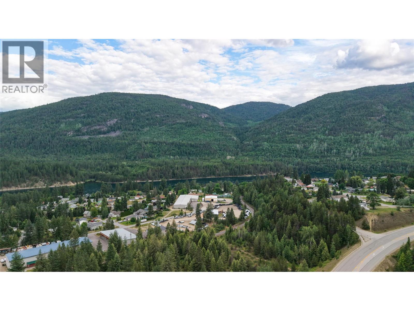 1795 Homegoods Road, Genelle, British Columbia  V0G 1G0 - Photo 25 - 10389123
