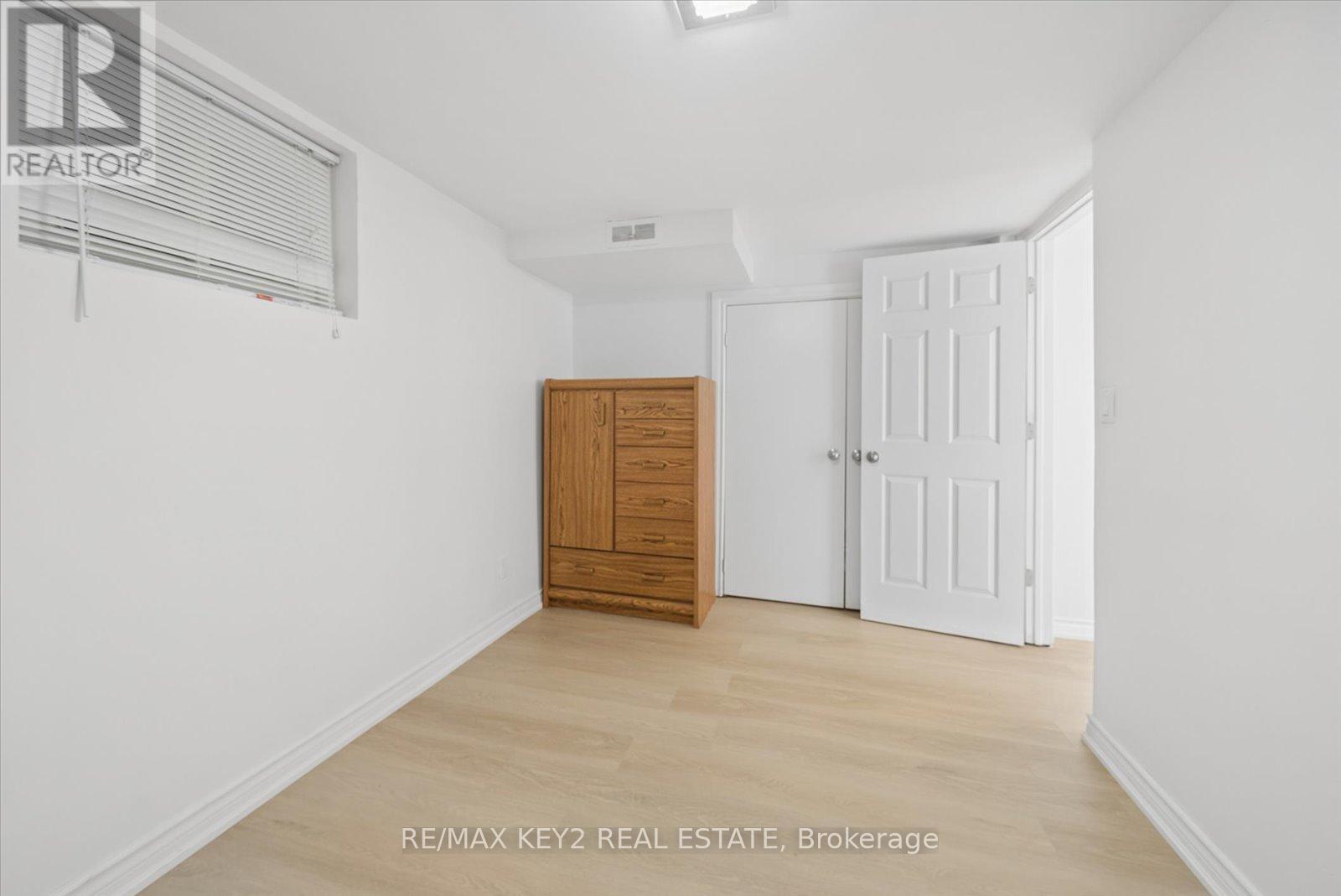 18 Jodphur Avenue, Toronto, Ontario  M9M 2J4 - Photo 32 - W13421972