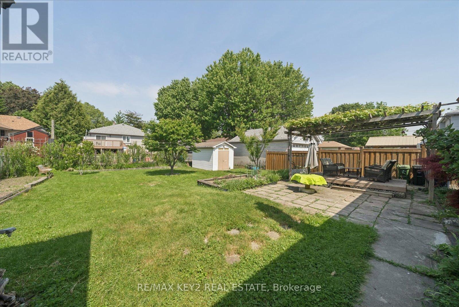 18 Jodphur Avenue, Toronto, Ontario  M9M 2J4 - Photo 35 - W13421972