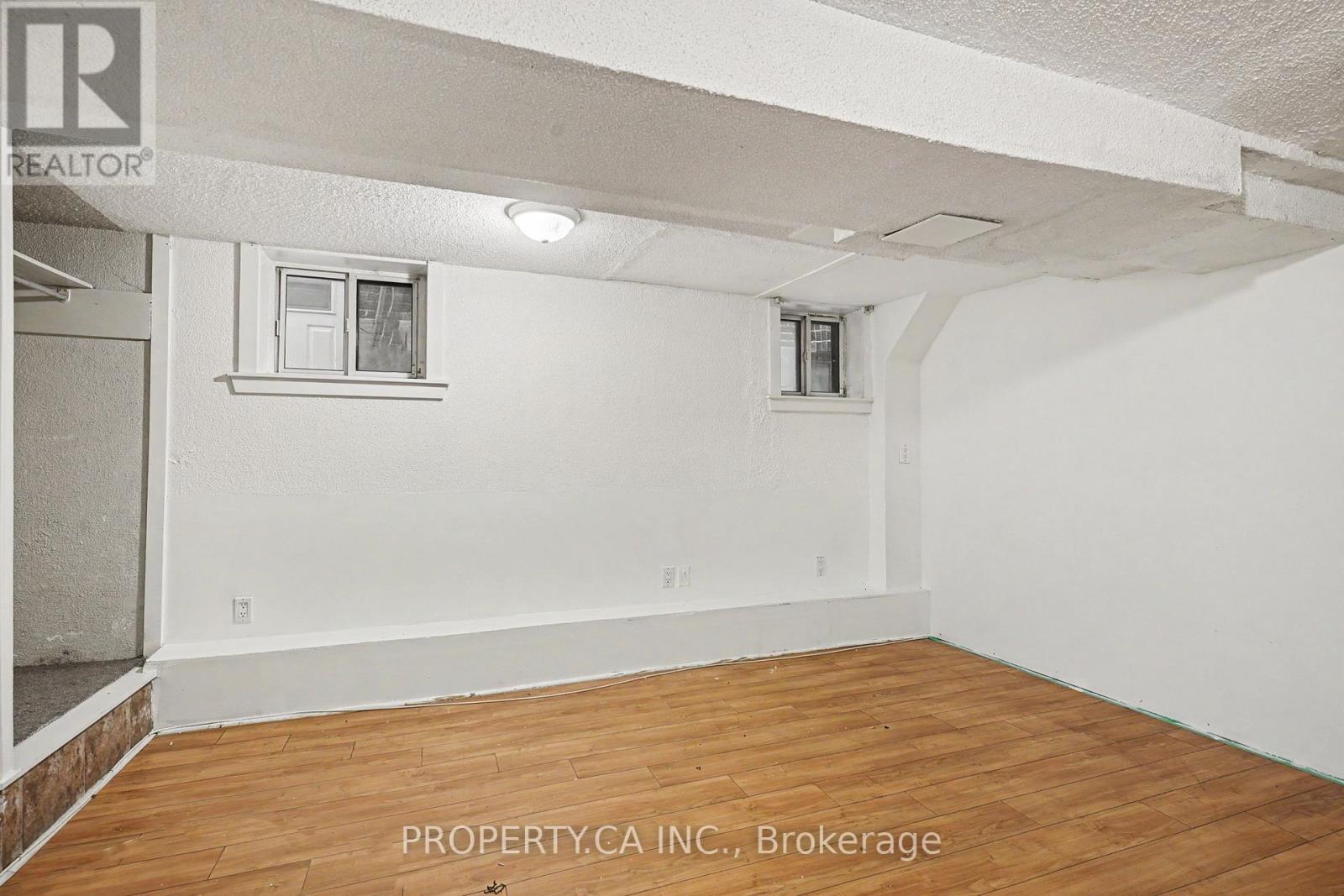 Lower - 130 Lauder Avenue, Toronto, Ontario  M6H 3E5 - Photo 11 - W13421990