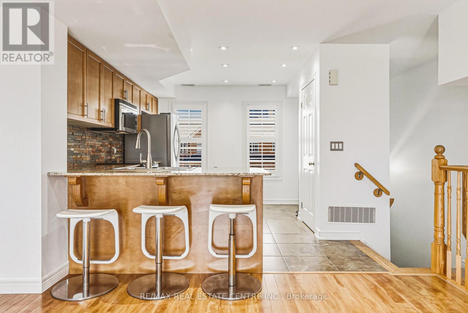52 - 1380 Costigan Road, Milton, Ontario  L9T 8L2 - Photo 6 - W13422056