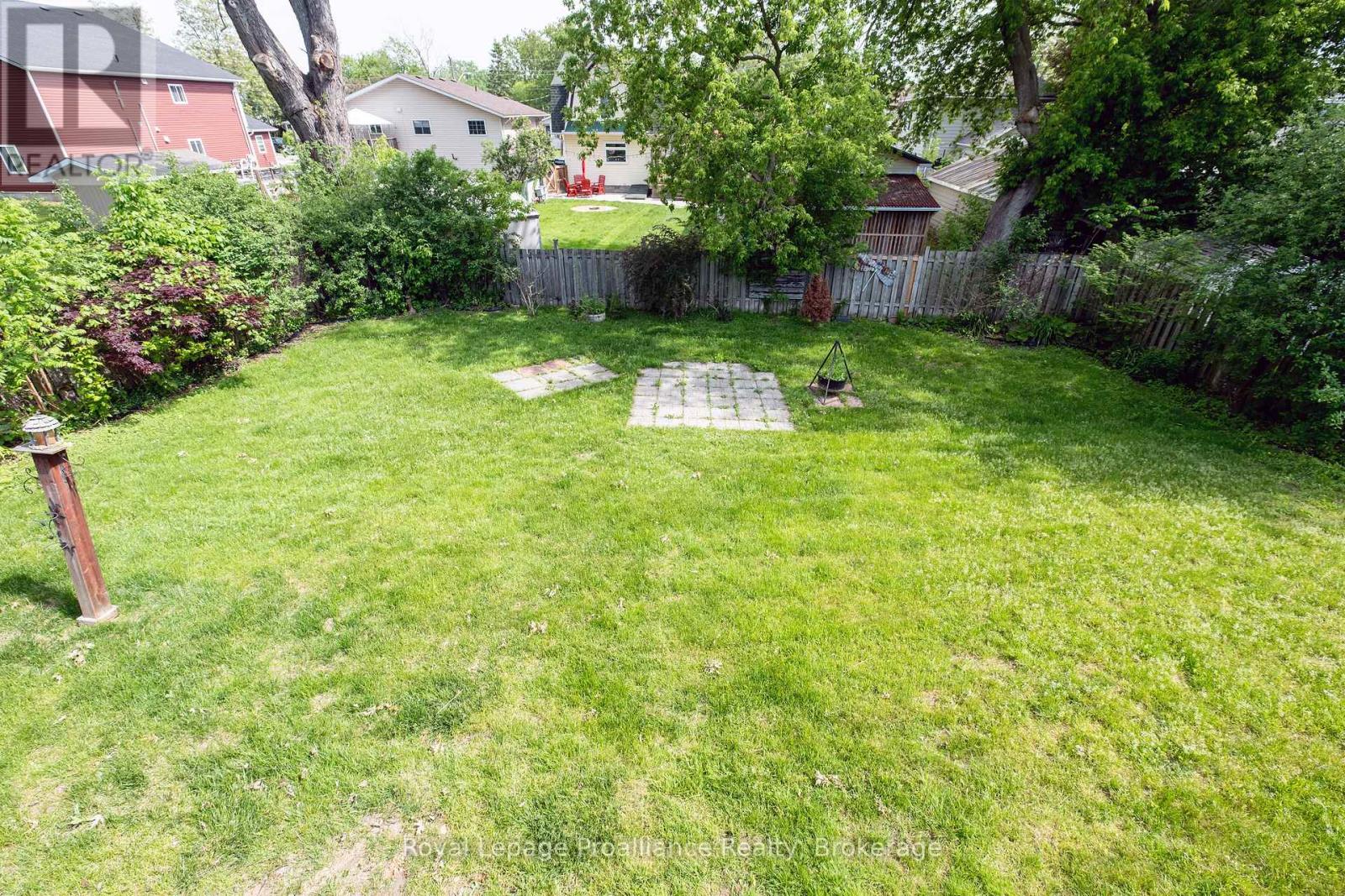 14 Allore Avenue, Quinte West, Ontario  K8V 4W3 - Photo 14 - X13422024