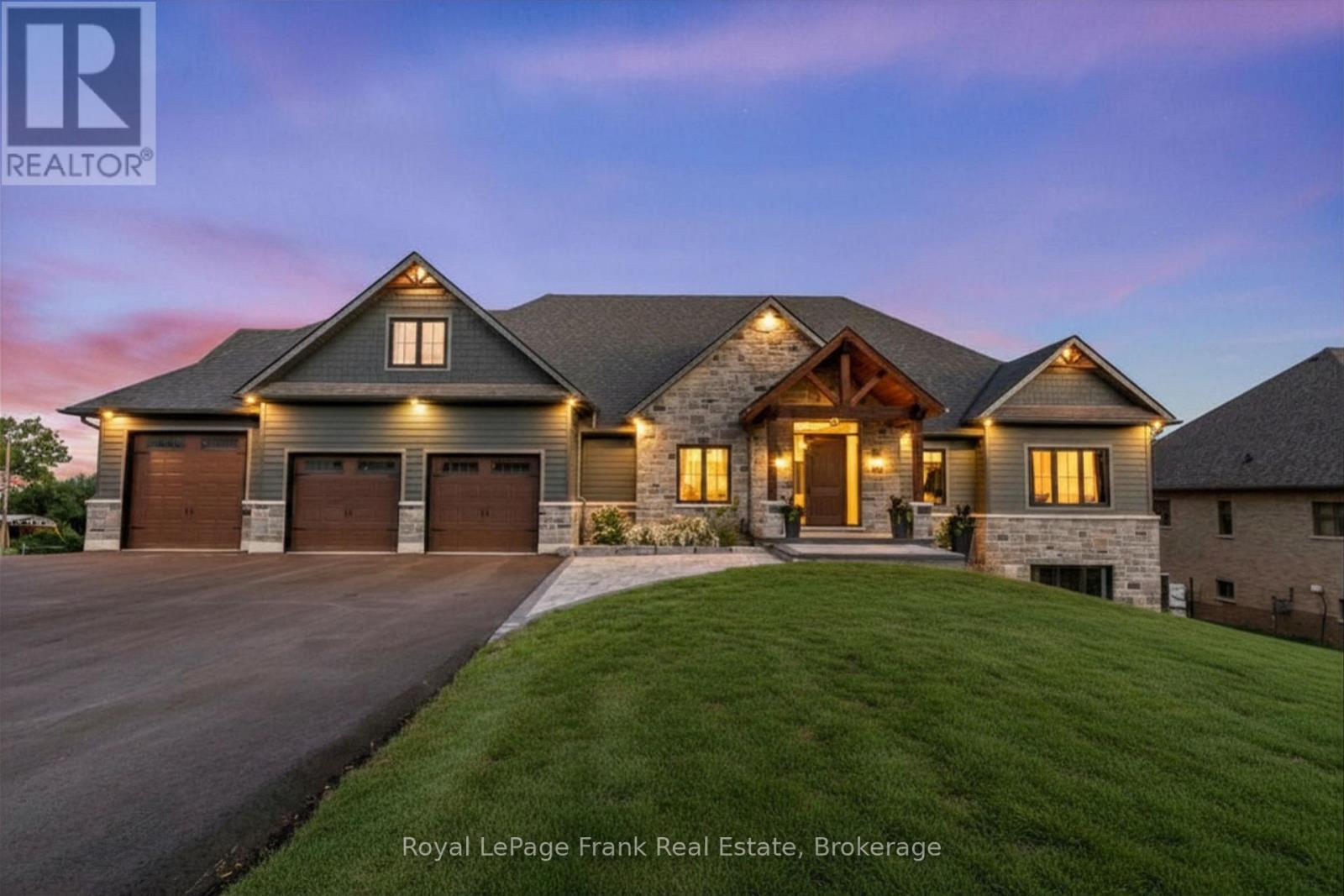 57 BRADLEY BOULEVARD, clarington, Ontario