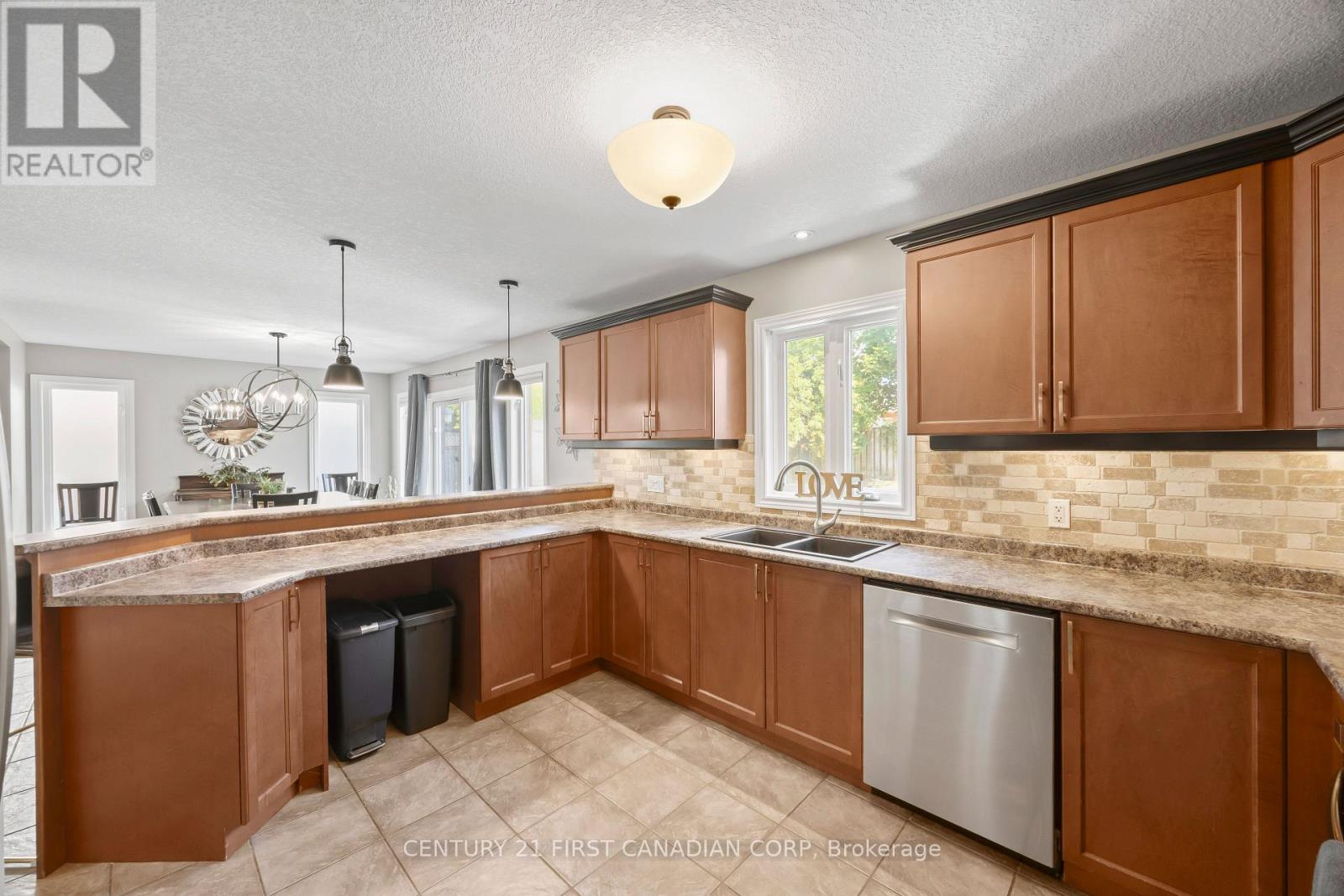 1204 Meadowvale Drive, London South, Ontario  N6K 5B5 - Photo 18 - X13422340