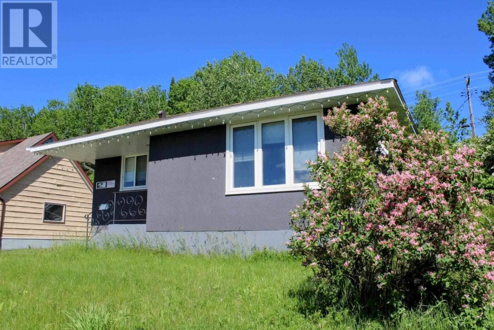 2 Essa Pl, Manitouwadge, Ontario  P0T 2C0 - Photo 30 - TB252166