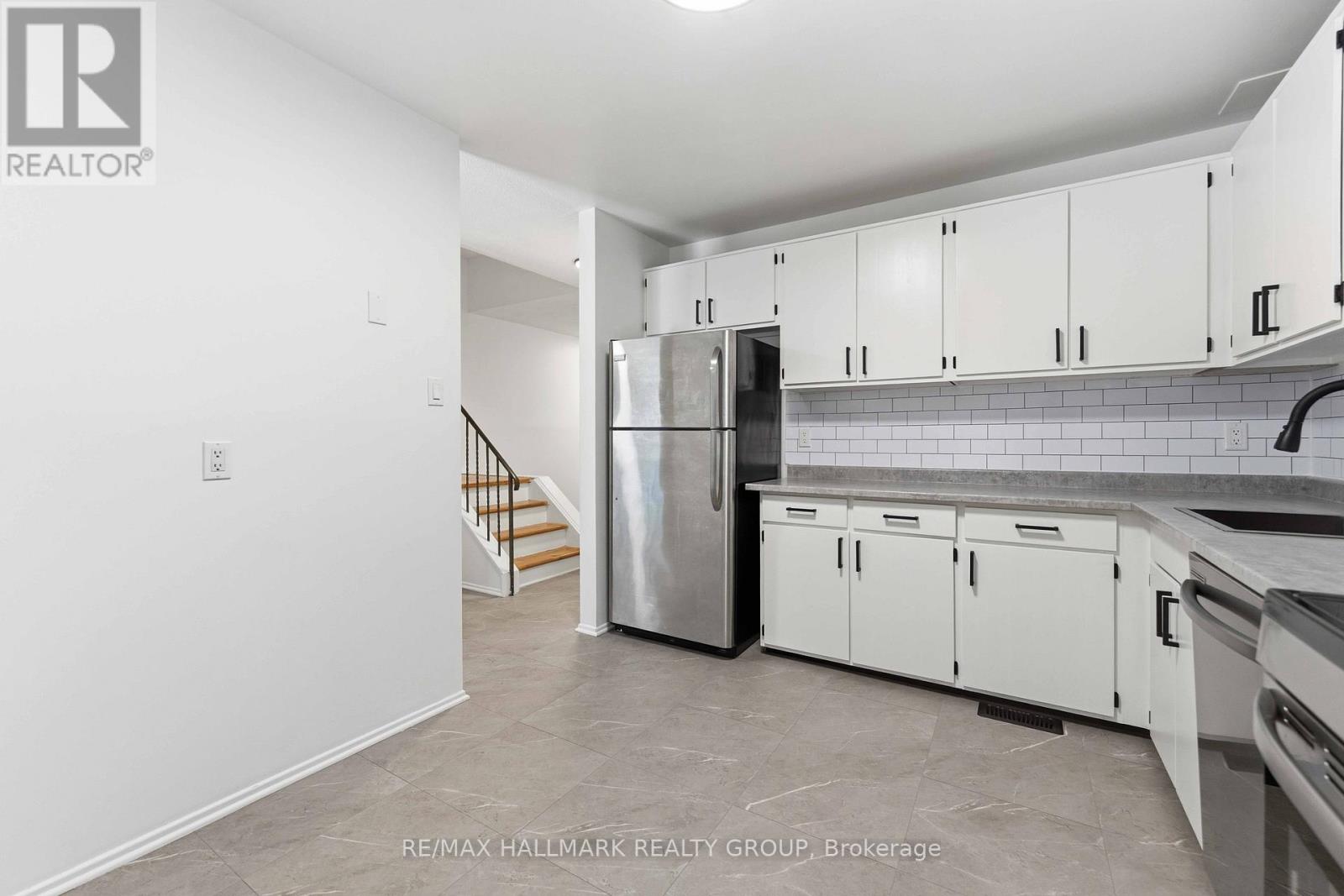 48 - 2202 Orient Park Drive, Ottawa, Ontario K1B 4W2 - Photo 14 - X13422220