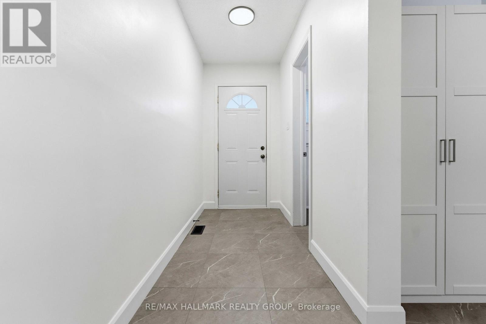 48 - 2202 Orient Park Drive, Ottawa, Ontario K1B 4W2 - Photo 3 - X13422220