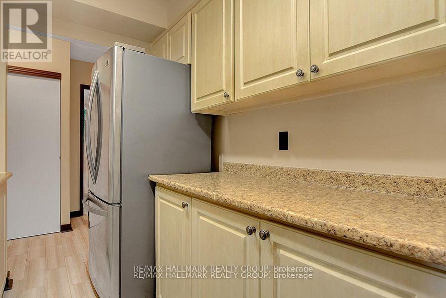 401c - 2041 Arrowsmith Drive, Ottawa, Ontario K1J 7V7 - Photo 11 - X13422232