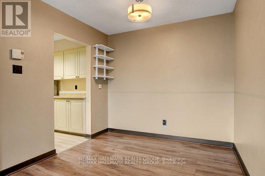 401c - 2041 Arrowsmith Drive, Ottawa, Ontario K1J 7V7 - Photo 7 - X13422232