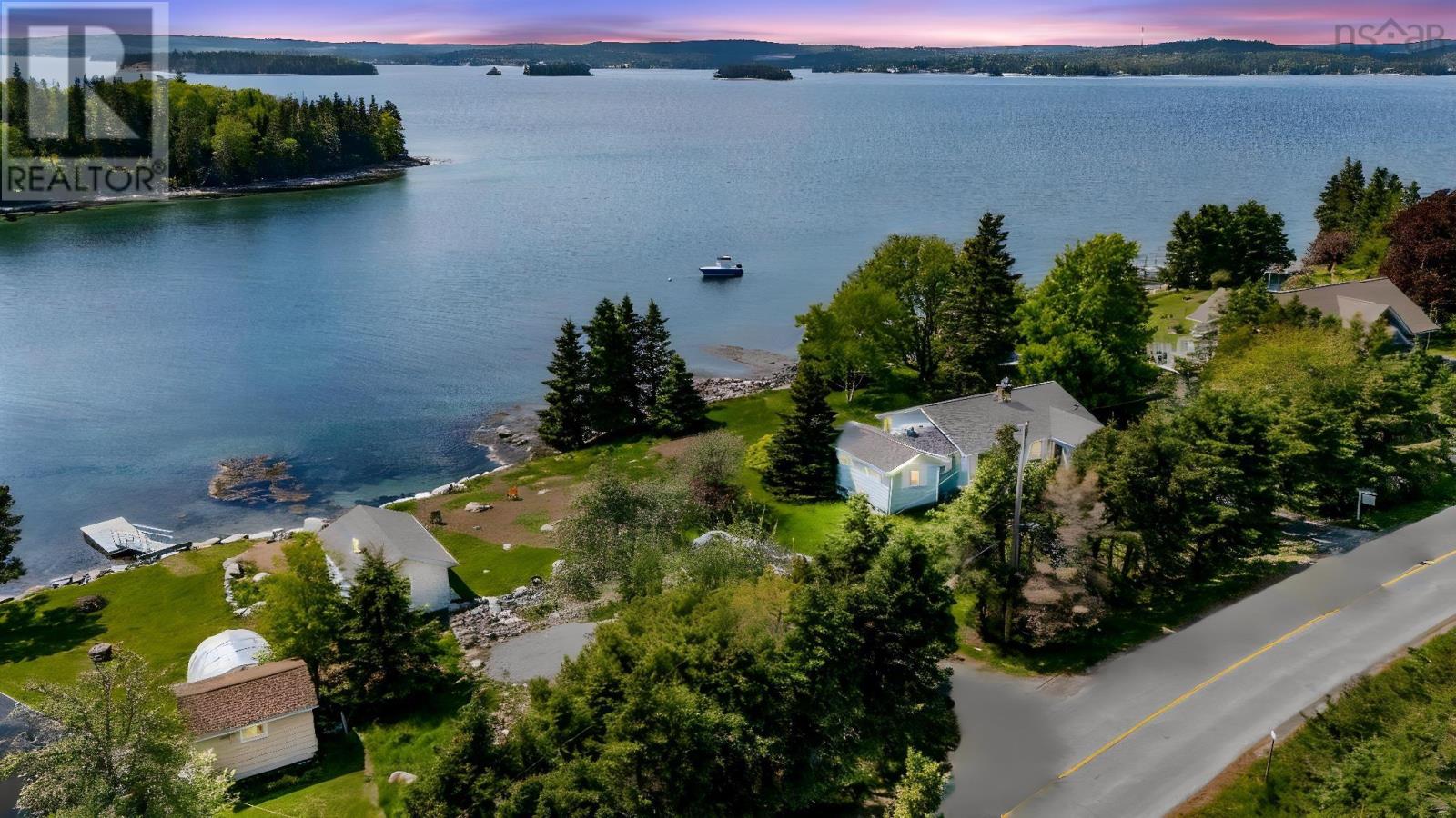 211 Sunset Drive, Glen Haven, Nova Scotia  B3Z 2T2 - Photo 1 - 202602698