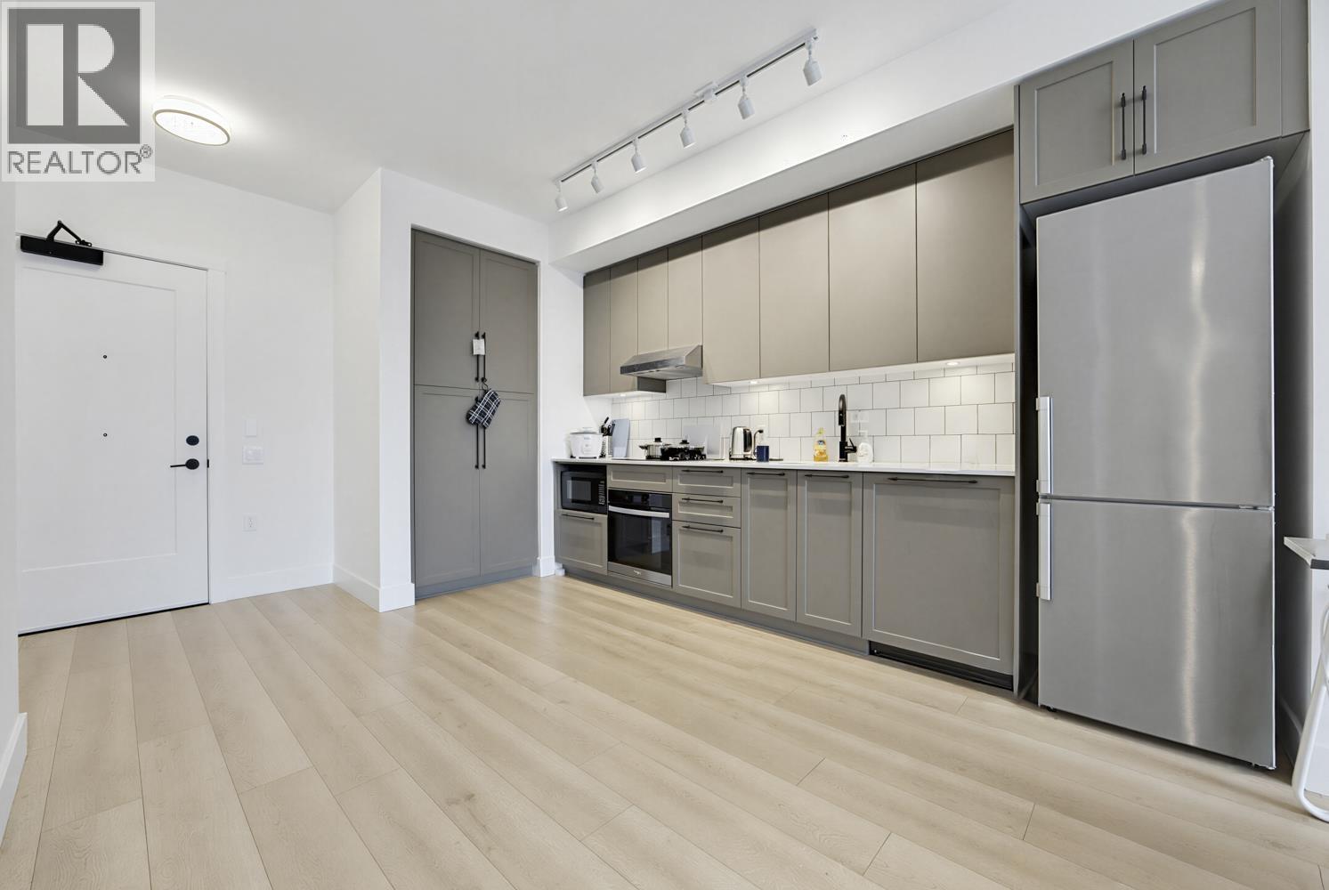 809 8750 University Crescent, Burnaby, British Columbia  V5A 0G9 - Photo 12 - R3132896