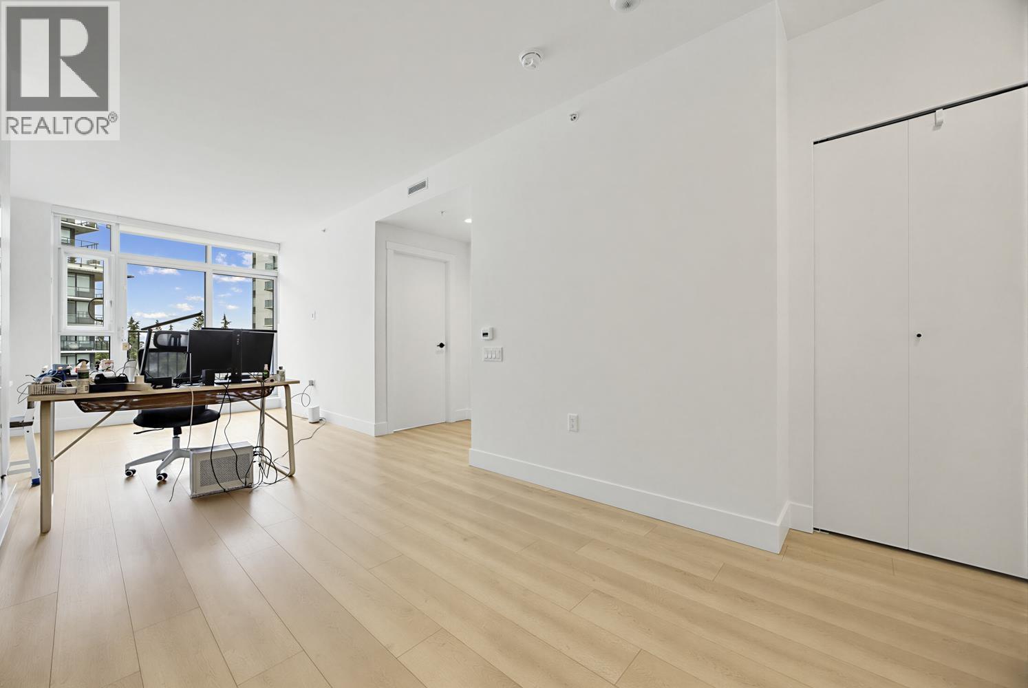 809 8750 University Crescent, Burnaby, British Columbia  V5A 0G9 - Photo 11 - R3132896